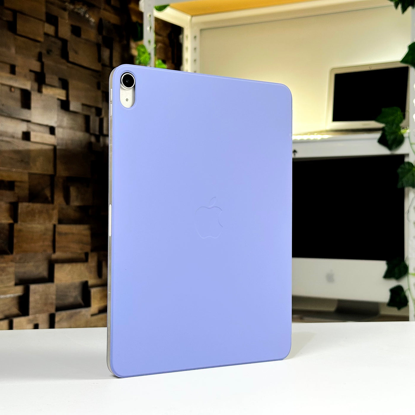 Smart Folio for iPad Air 11-inch (4th and 5th Gen) English Lavender - Pre-Owned