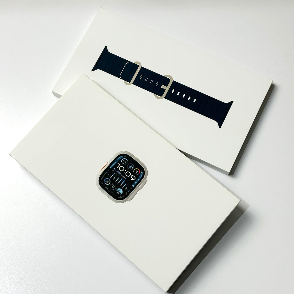 Apple Watch Ultra 2 49mm Titanium Cellular (2023) - Pre-Owned