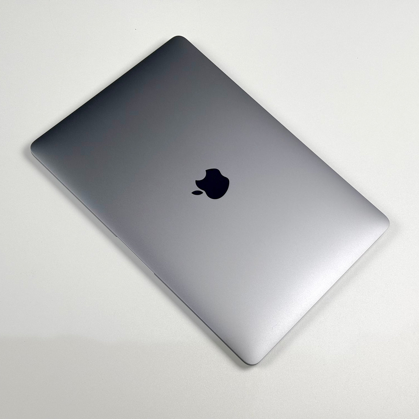 MacBook Air 13" M1 8GB 256GB Space Gray (2020) - Pre-Owned