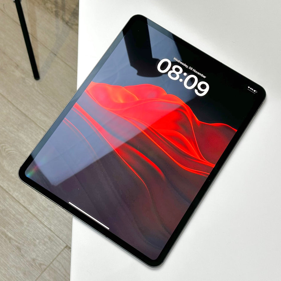 iPad Pro 13" M4 1TB Cellular Space Black (2024) - Pre-Owned