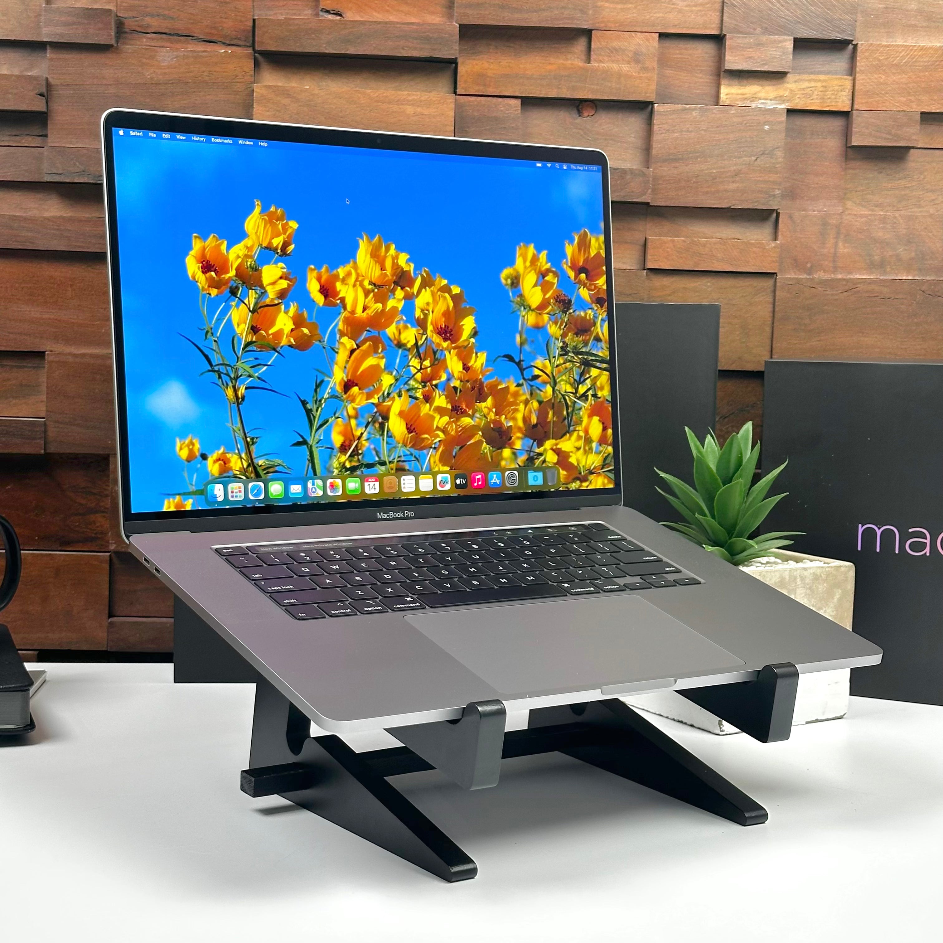 2019 Apple MacBook Pro 16-inch 2.3GHz 8-Core i9 (Touch Bar, 16GB RAM, 1TB SSD, Space Gray) - Pre Owned / 3 Month Warranty - Mac Shack