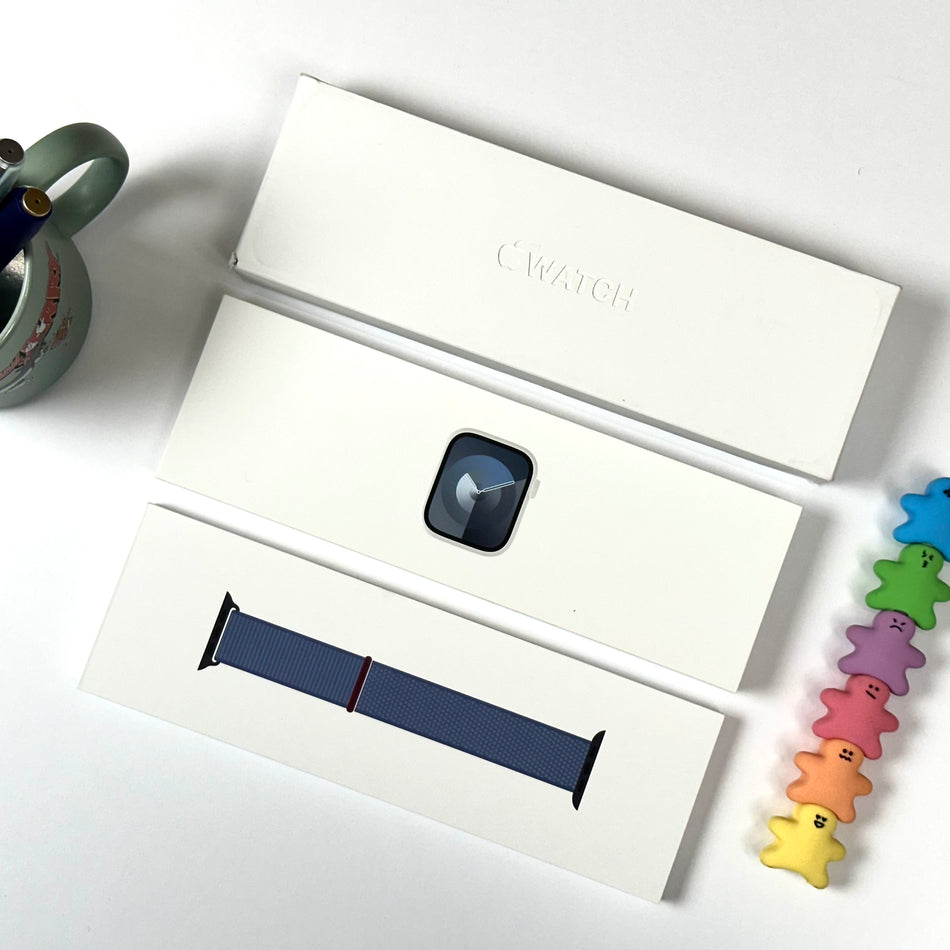 Apple Watch Series 9 (45mm, Silver Aluminium with Winter Blue Sports Loop, GPS & Cellular) - Pre Owned / 3 Month Warranty - Mac Shack