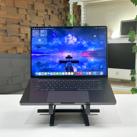 MacBook Pro 16-inch M3 Pro 18GB 512GB Space Black (2023) - Pre-Owned - Mac Shack
