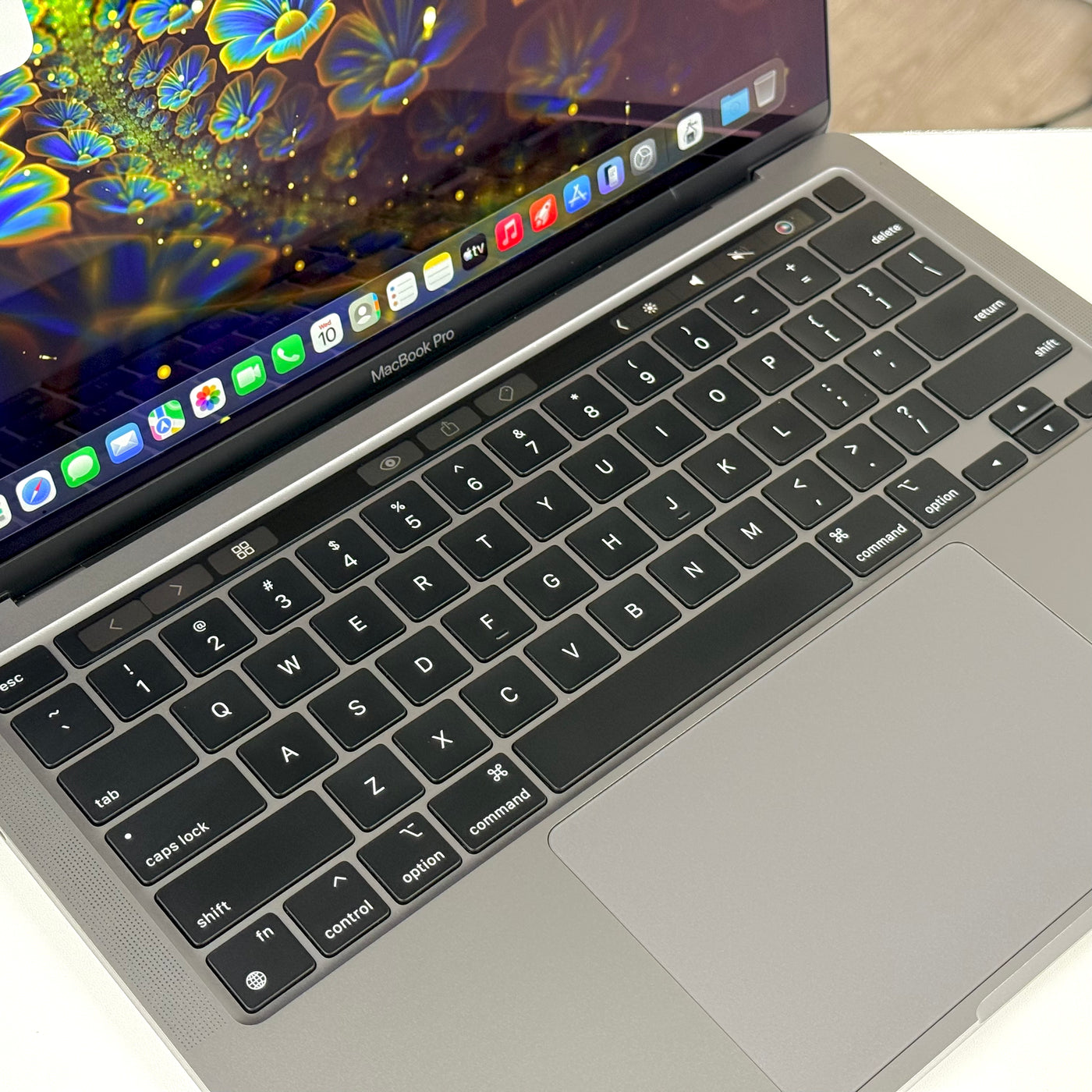 MacBook Pro 13" M2 8GB 512GB Space Gray (2022) - Pre-Owned