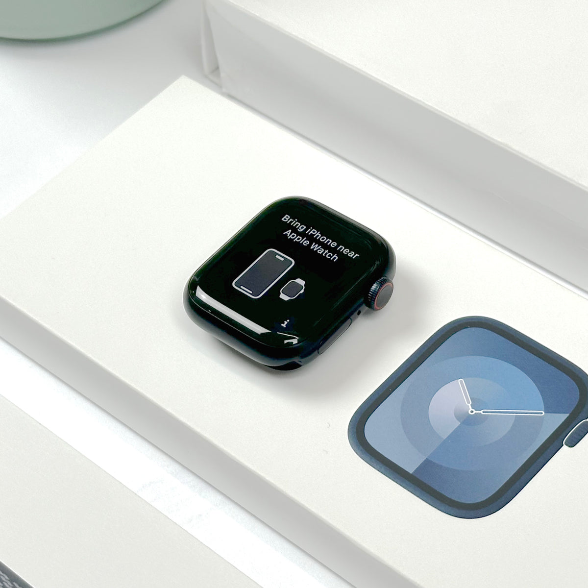 Apple Watch Series 9 (41mm, Midnight Aluminium with Midnight Sports Loop, GPS & Cellular) - Pre Owned / 3 Month Warranty - Mac Shack