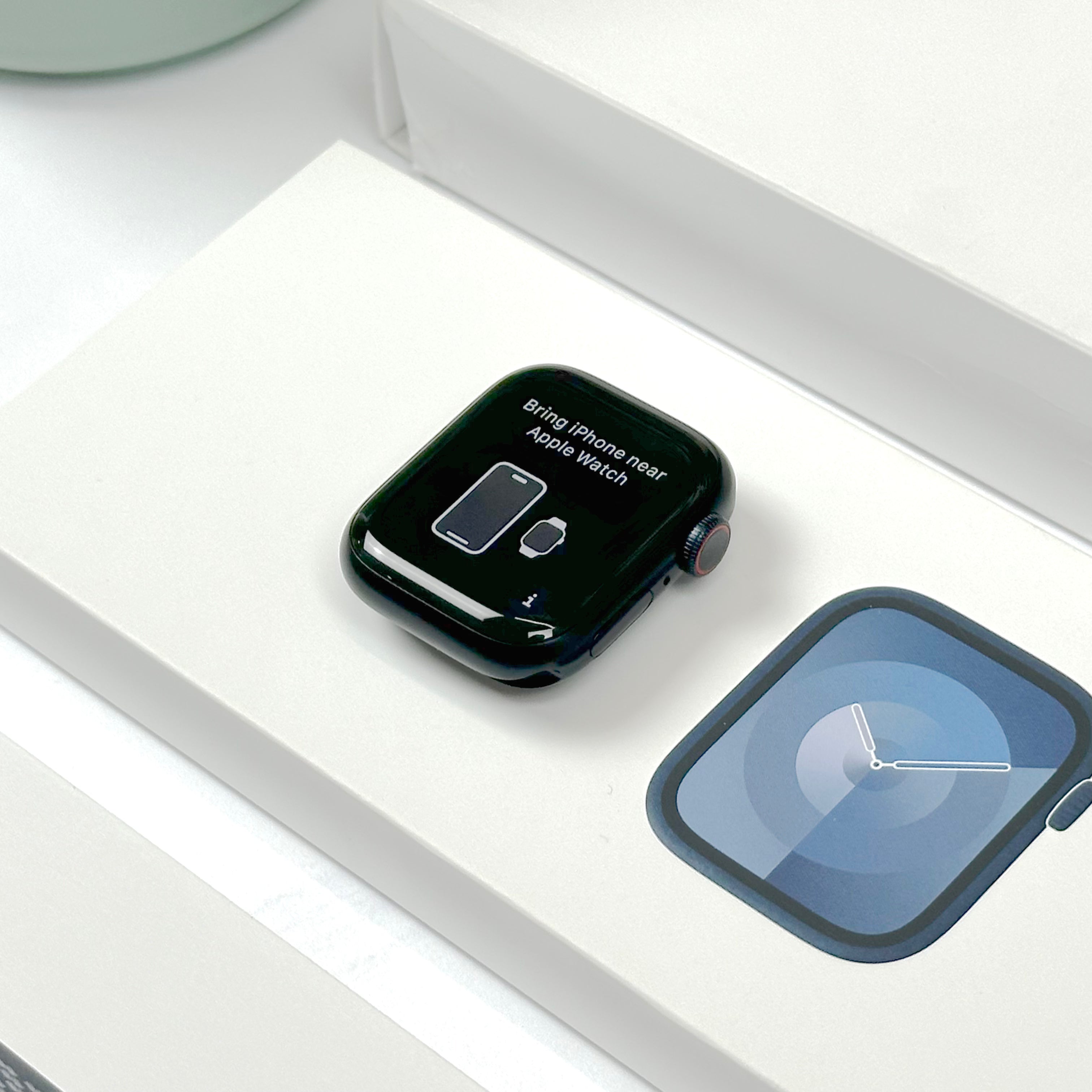 Apple Watch Series 9 (41mm, Midnight Aluminium with Midnight Sports Loop, GPS & Cellular) - Pre Owned / 3 Month Warranty - Mac Shack