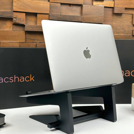 2020 Apple MacBook Air 13-inch M1 8-Core CPU, 7-Core GPU (16GB Unified RAM, 256GB SSD, Space Gray) - Pre Owned / 3 Month Warranty - Mac Shack
