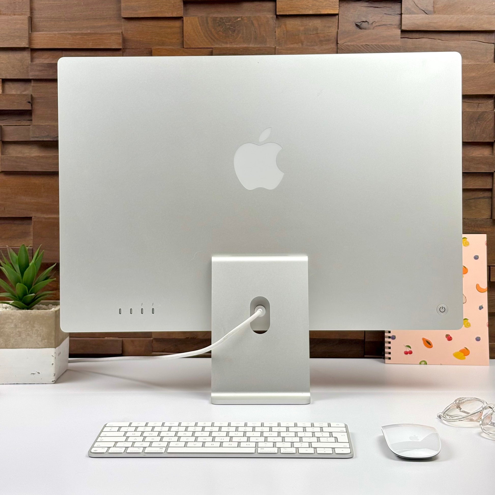 iMac 24