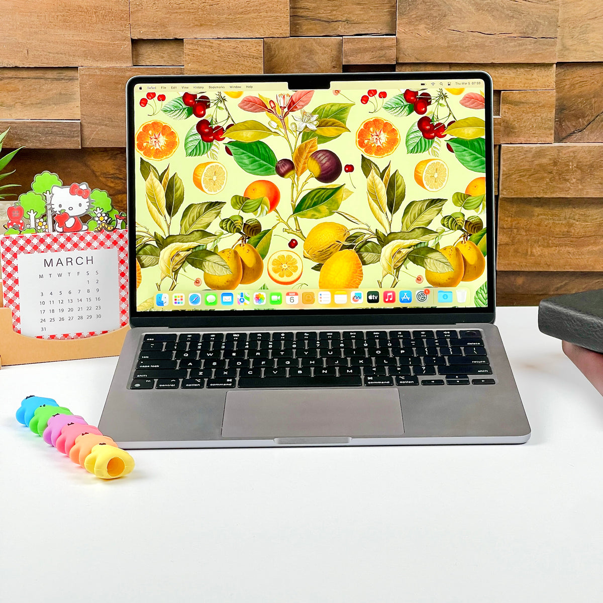 Custom Build 2022 Apple MacBook Air 13-Inch M2 8-Core CPU, 10-Core GPU (16GB Unified RAM, 256GB SSD, Space Gray) - Pre Owned / 3 Month Warranty - Mac Shack
