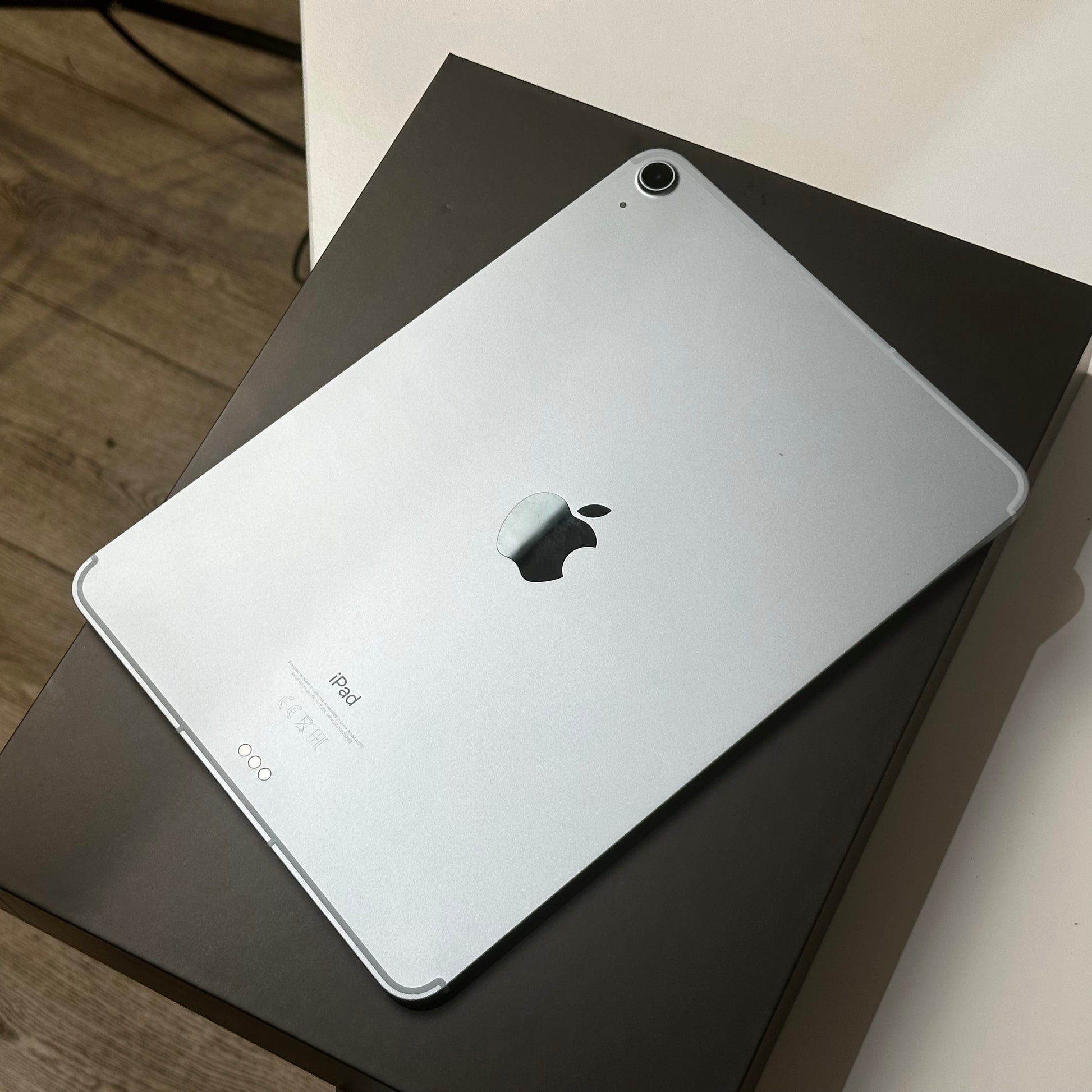 ❗️iPad Air4 64GB 81% シルバー E42CA003-9DF0-4CB6-B7B0-