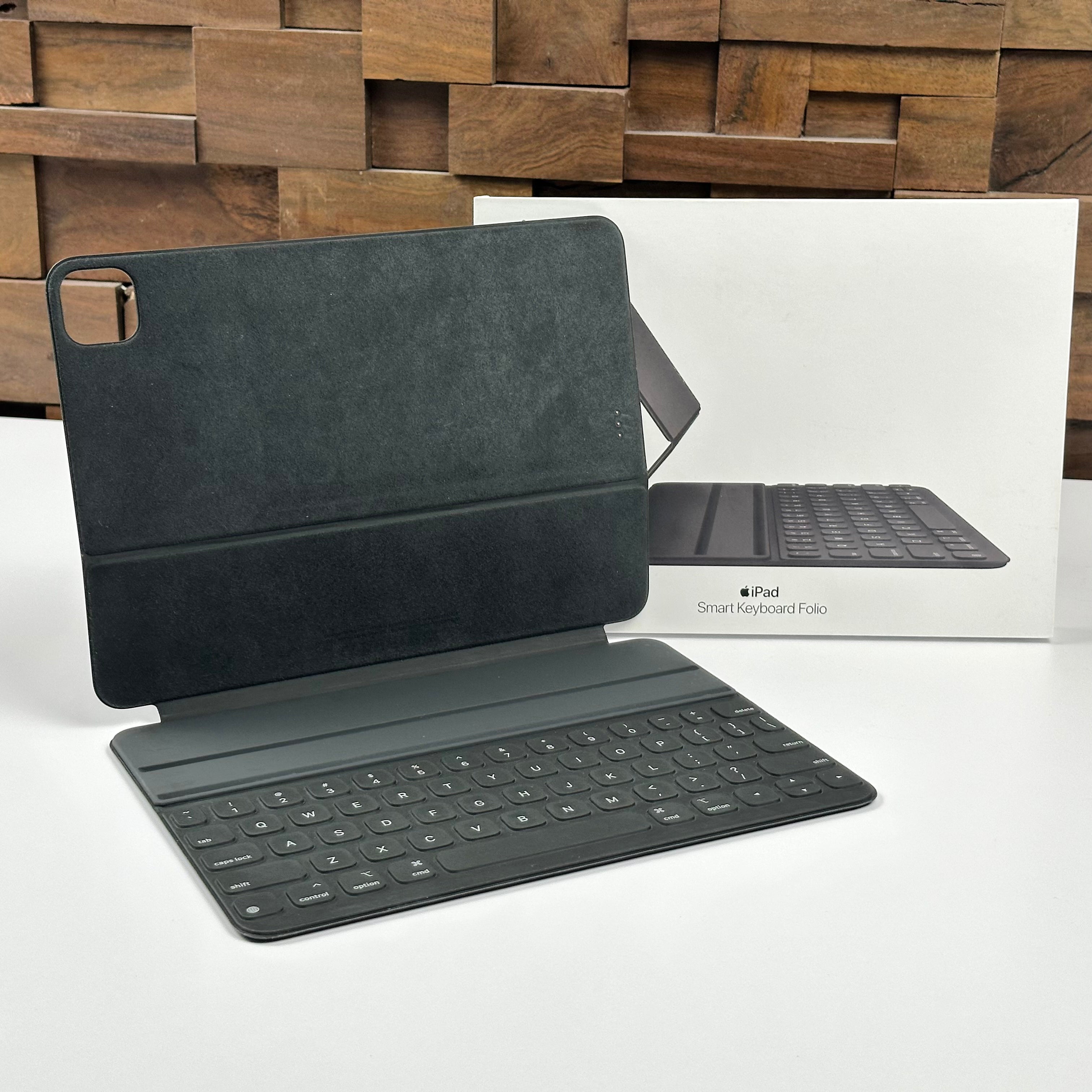 Apple Smart Keyboard Folio for iPad Pro 11-inch 2nd Generation (Black) - Pre Owned / 3 Month Warranty - Mac Shack