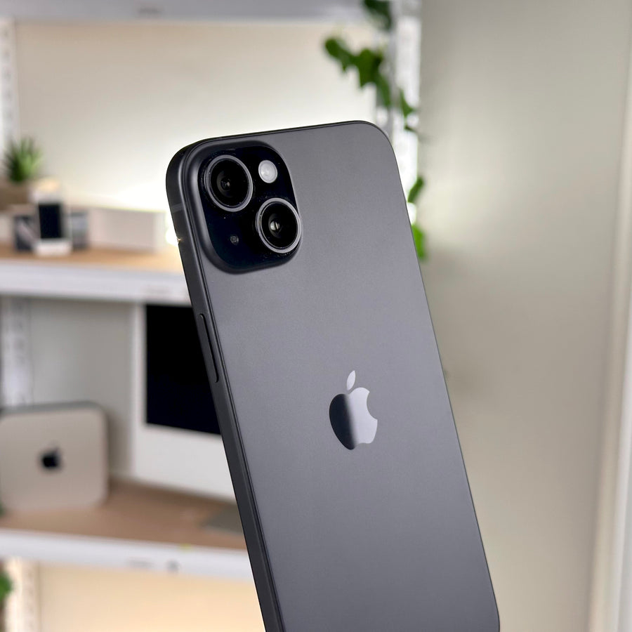 Pre-owned iPhone 15 Plus 128GB Black - rear camera angle view