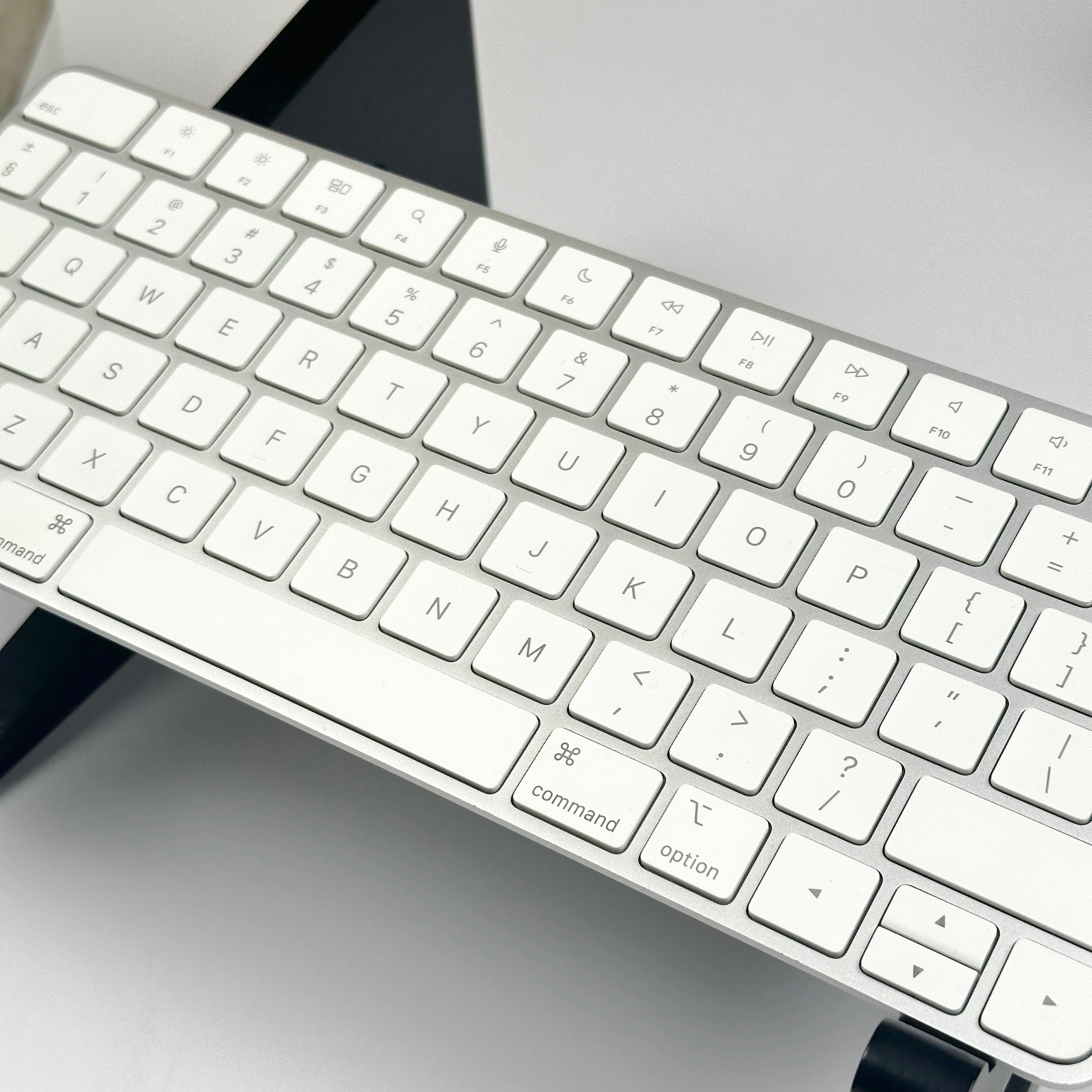 Apple Magic Keyboard 2 International English (Silver) - Pre Owned / 3 Month Warranty - Mac Shack