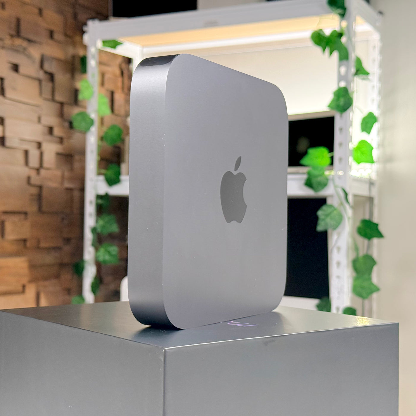 Mac mini Intel Core i3 16GB 256GB Space Gray (2018) - Pre-Owned