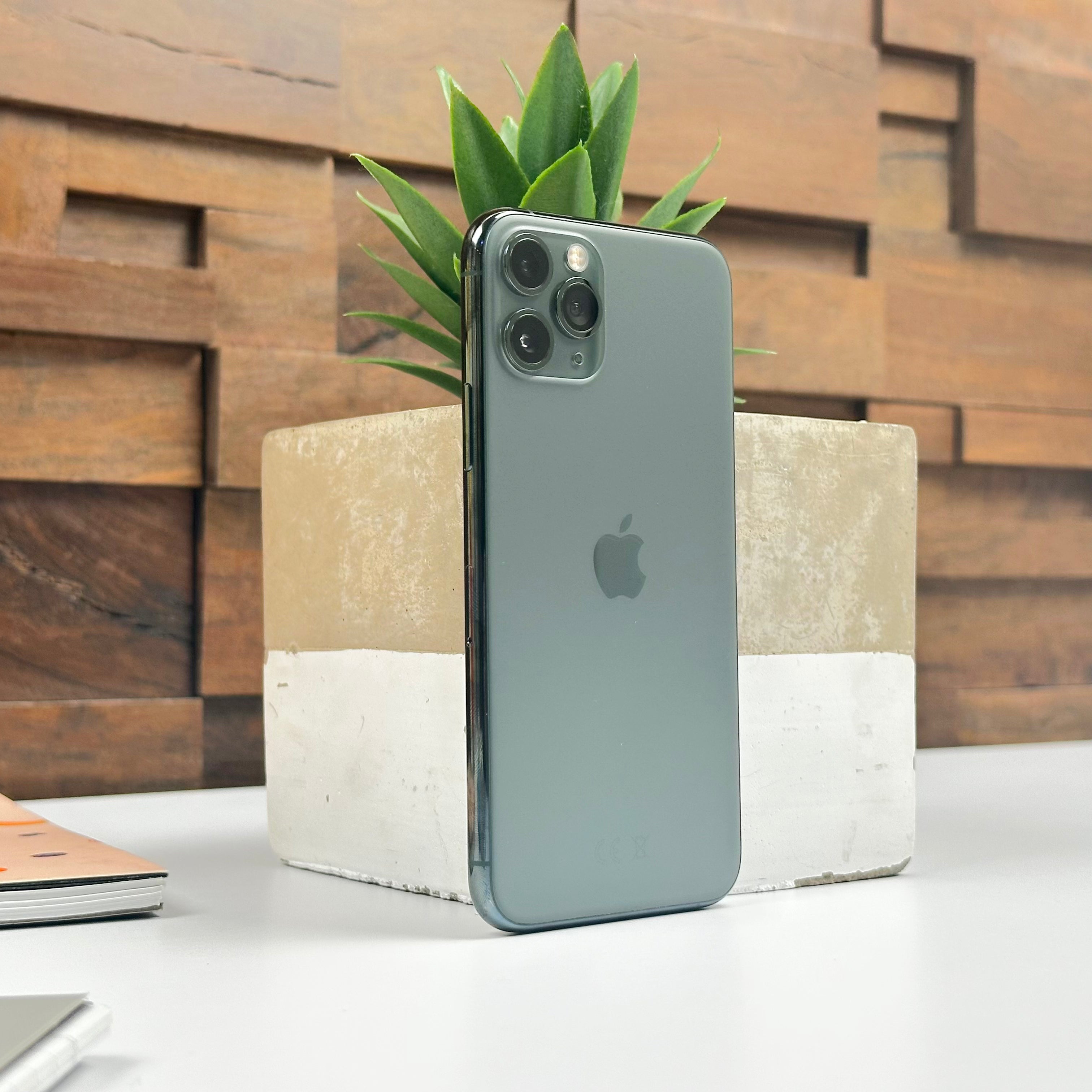 Apple iPhone 11 Pro (256GB, Midnight Green) - Pre Owned / 3 Month Warranty - Mac Shack