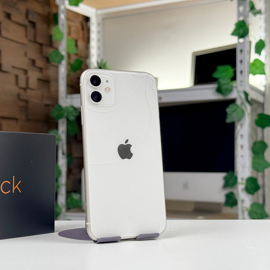 iPhone 11 64GB White (2019) - Pre-Owned