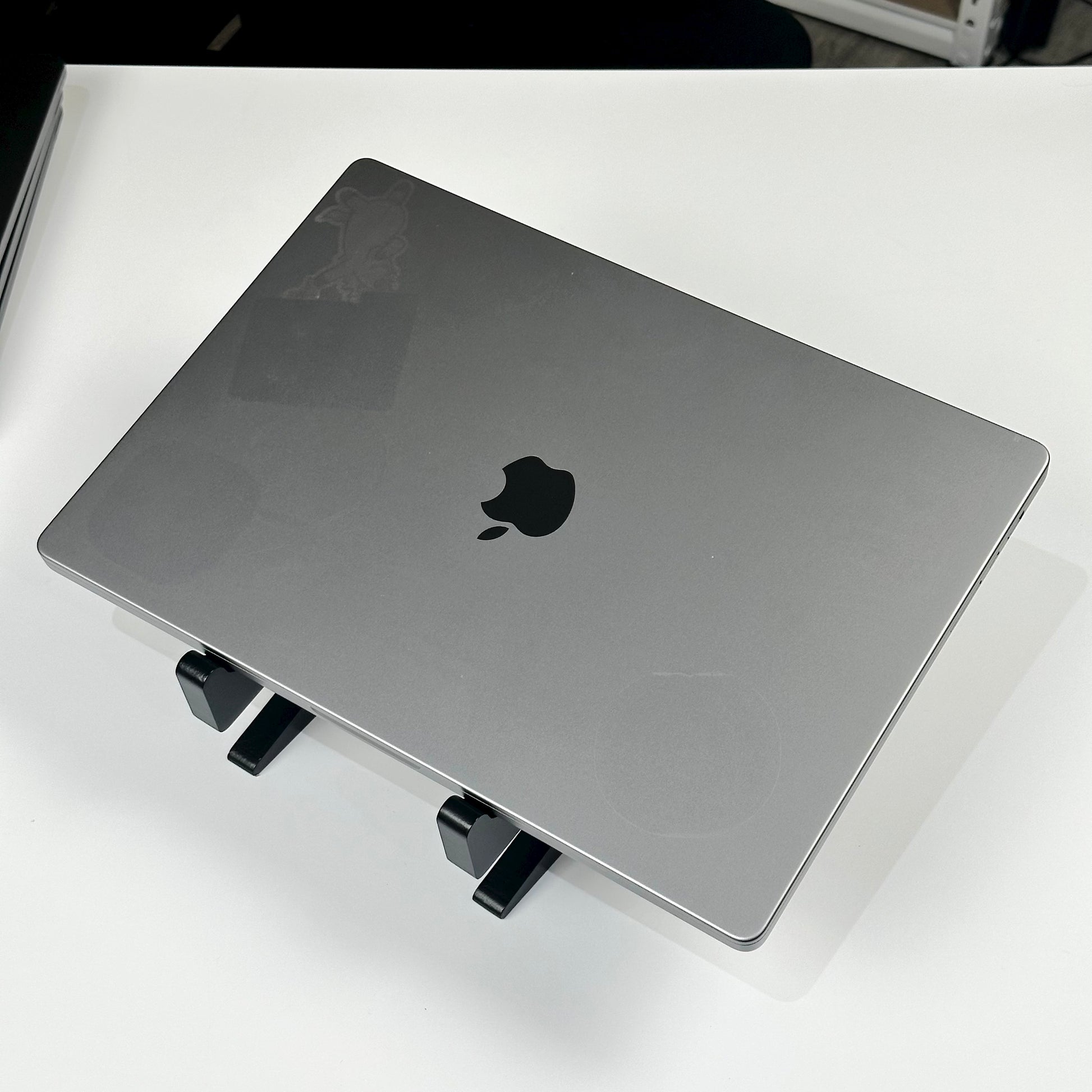 MacBook Pro 16