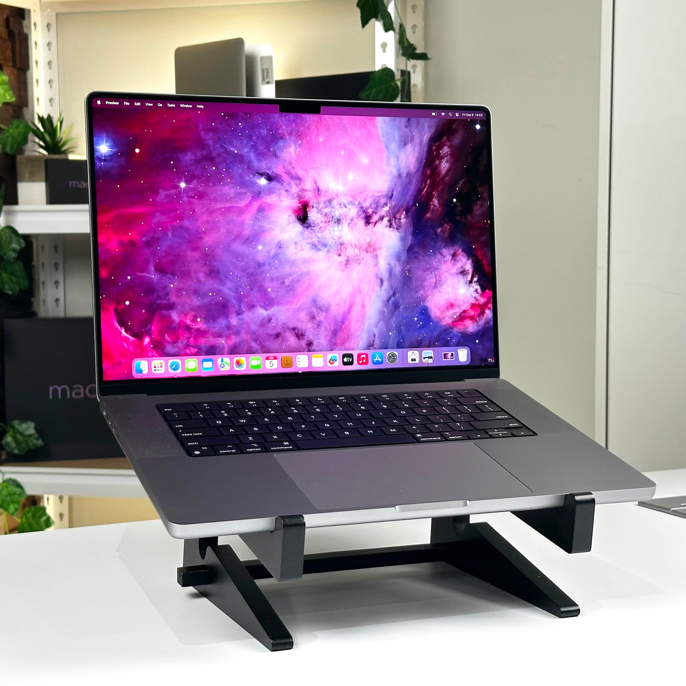 MacBook Pro 16-inch M1 Pro 16GB Space Gray (2021) - Pre-Owned - Mac Shack