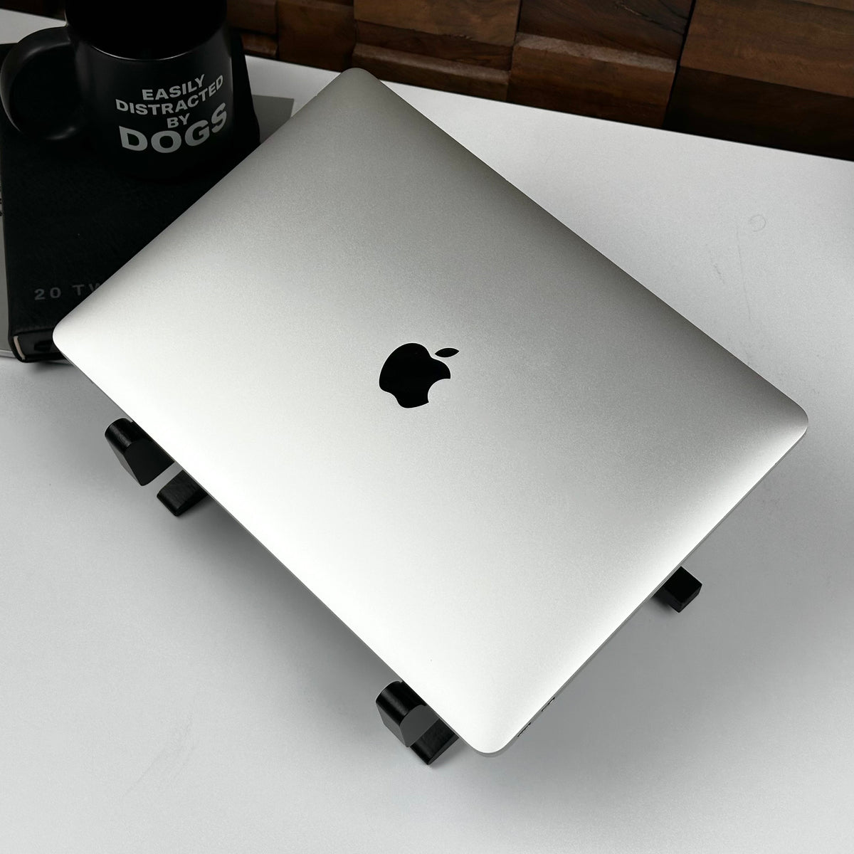 2020 Apple MacBook Air 13-inch M1 8-Core CPU, 7-Core GPU (8GB Unified RAM, 256GB SSD, Silver) - Pre Owned / 3 Month Warranty - Mac Shack
