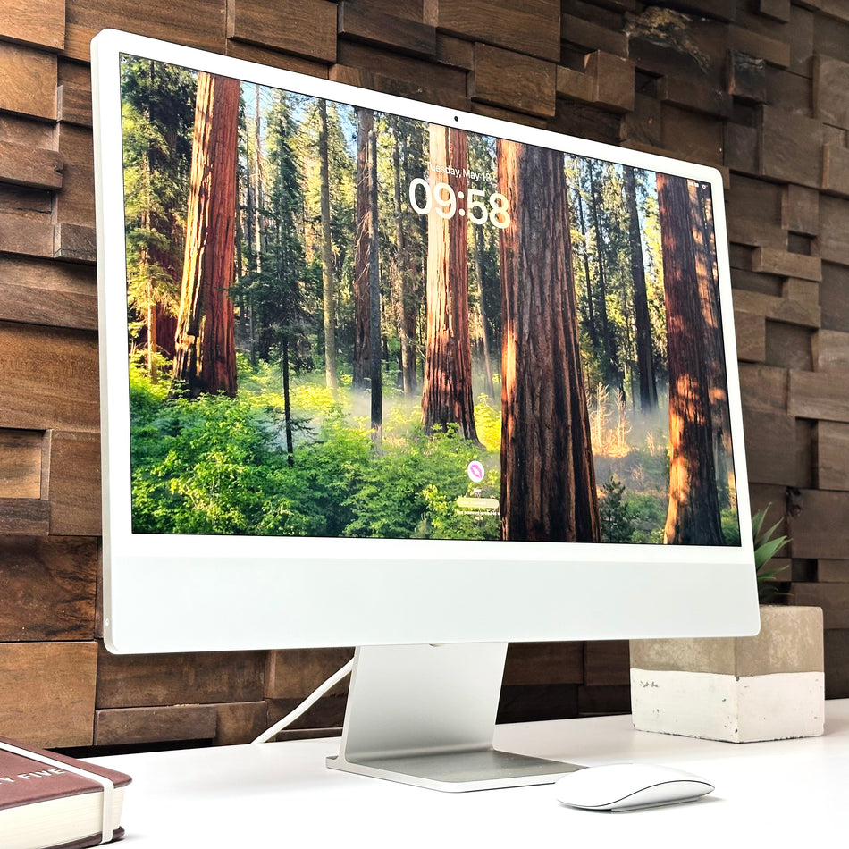 2023 Apple iMac 24-inch M3 8-Core CPU, 10-Core GPU (4.5K Retina, 8GB Unified RAM, 512GB SSD, Silver) - Pre Owned / 3 Month Warranty