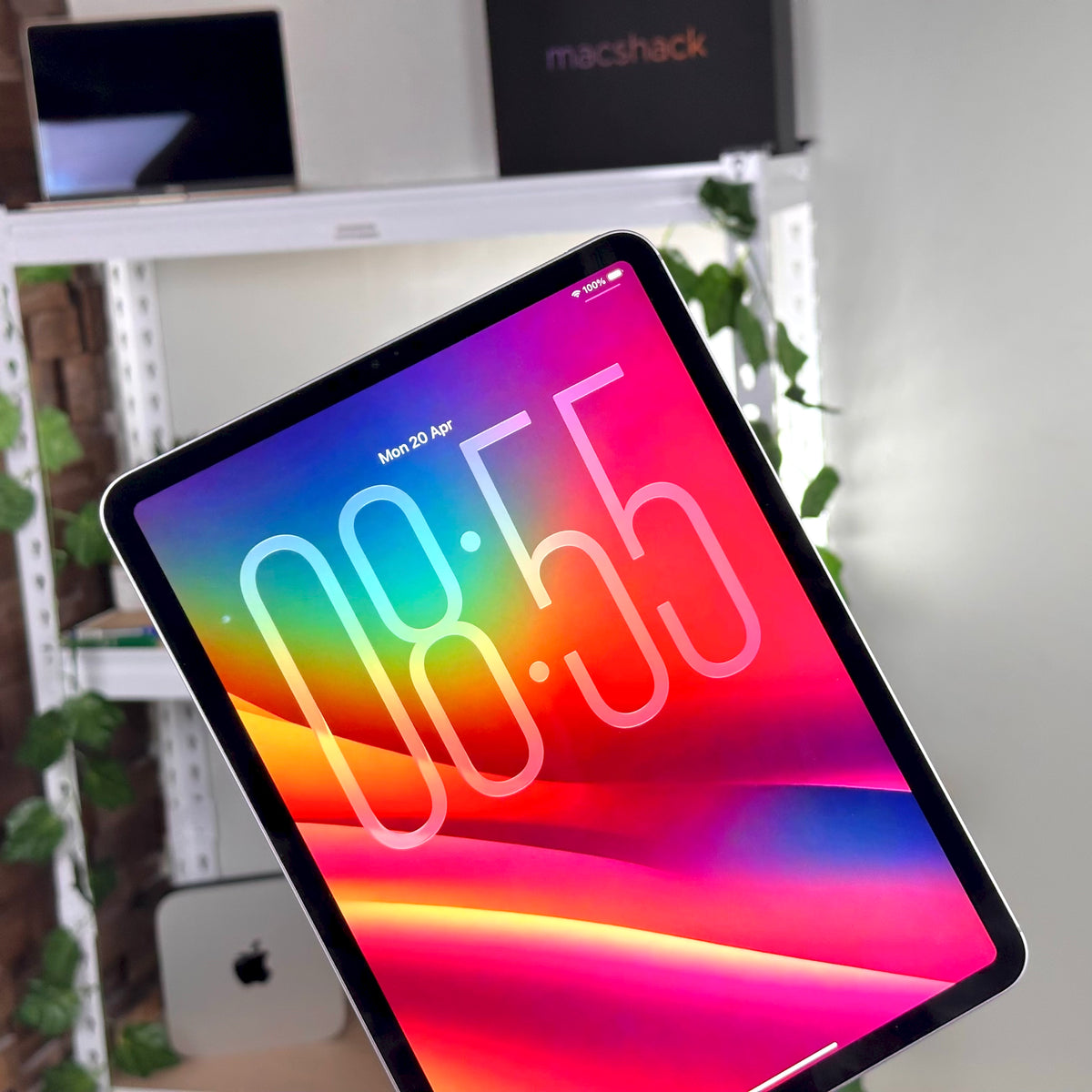 iPad Pro 11-inch 4th Gen M2 512GB Cellular Space Gray (2022) - Pre-Owned - Mac Shack
