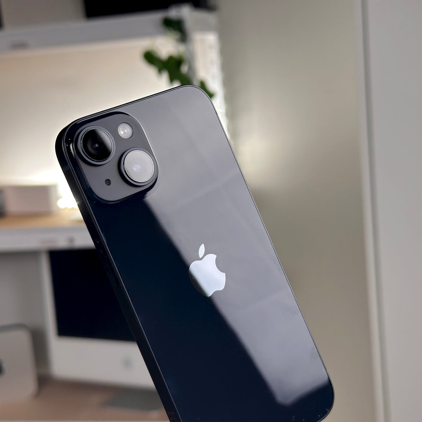 iPhone 14 128GB Midnight (2022) - Pre-Owned - Mac Shack