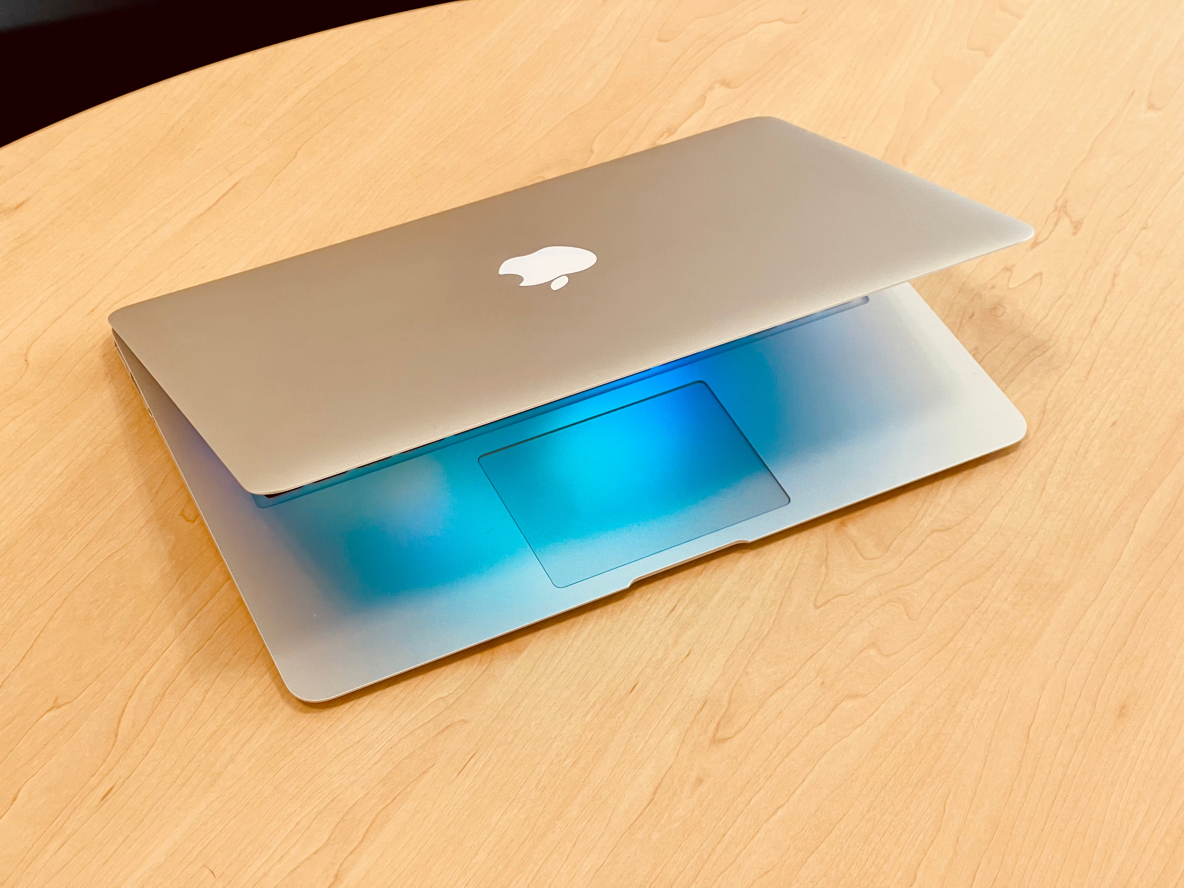 Apple MacBook Air 13-inch 1.8GHz Dual-Core i5 (8GB RAM, 128GB, Silver) - Pre-Owned / 3 Month Warranty - Mac Shack
