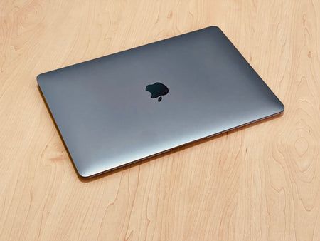 2020 Apple MacBook Air 13-inch 1.1GHz Quad-Core i5 (Retina, 8GB RAM, 512GB, Space Gray) - Pre Owned / 3 Month Warranty - Mac Shack
