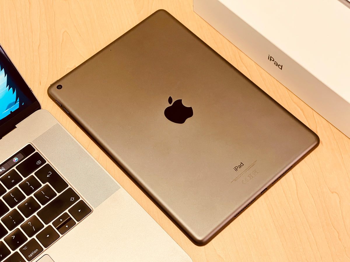 2021 10.2-inch Apple iPad 9th Gen (64GB, Wifi, Space Gray) - Pre Owned / Apple Limited Warranty - Mac Shack