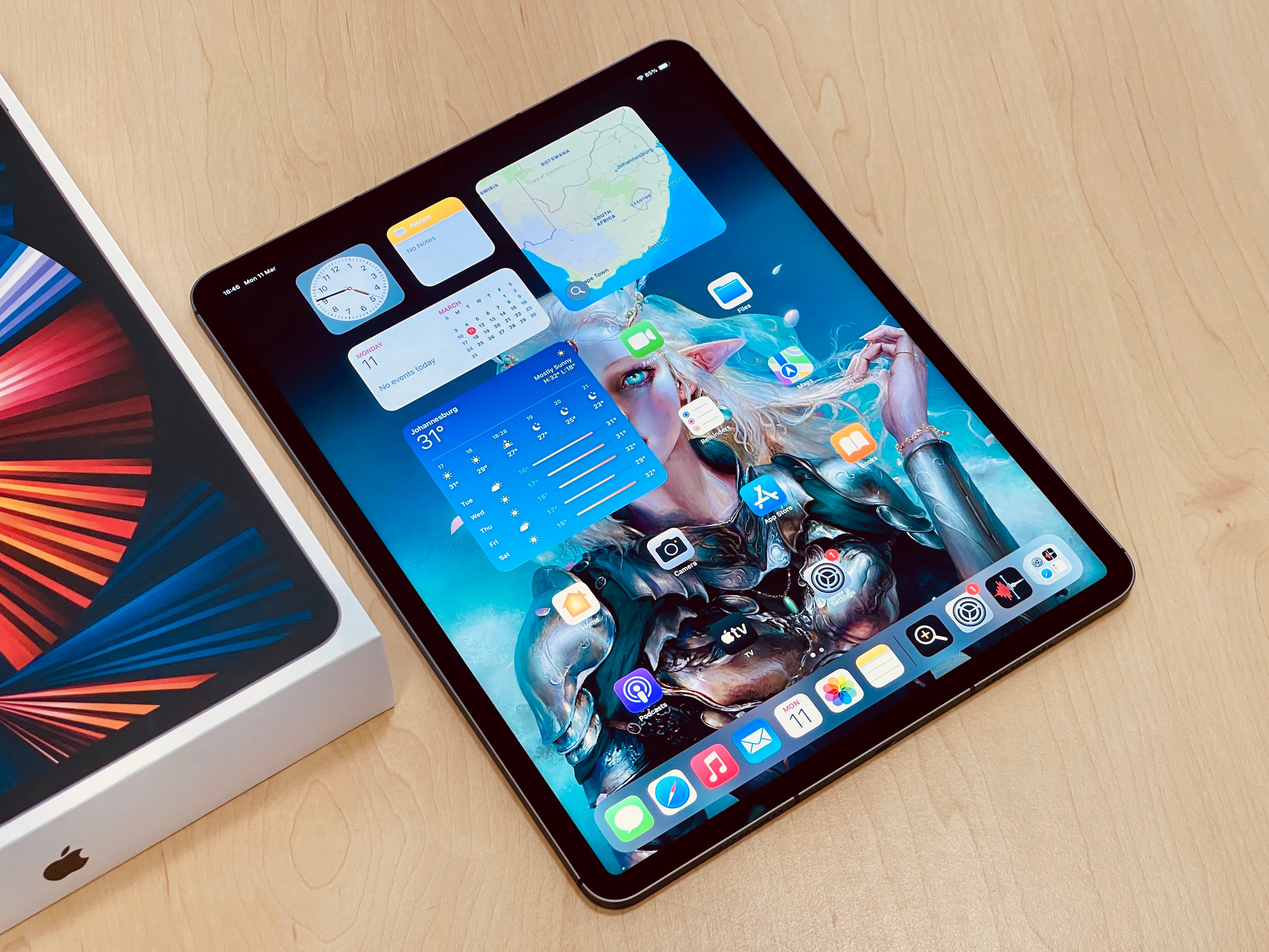 2021 12.9-inch Apple iPad Pro 5th Gen M1 (128GB, Wifi & Cellular, Space Gray) - Pre Owned / 3 Month Warranty - Mac Shack