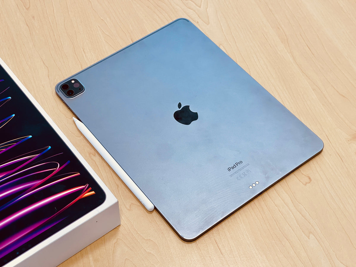 Combo Deal 2022 12.9-inch Apple iPad Pro 6th Gen M2 (256GB, Wifi, Space Gray) + Apple Pencil 2nd Gen - Pre Owned / 3 Month Warranty - Mac Shack