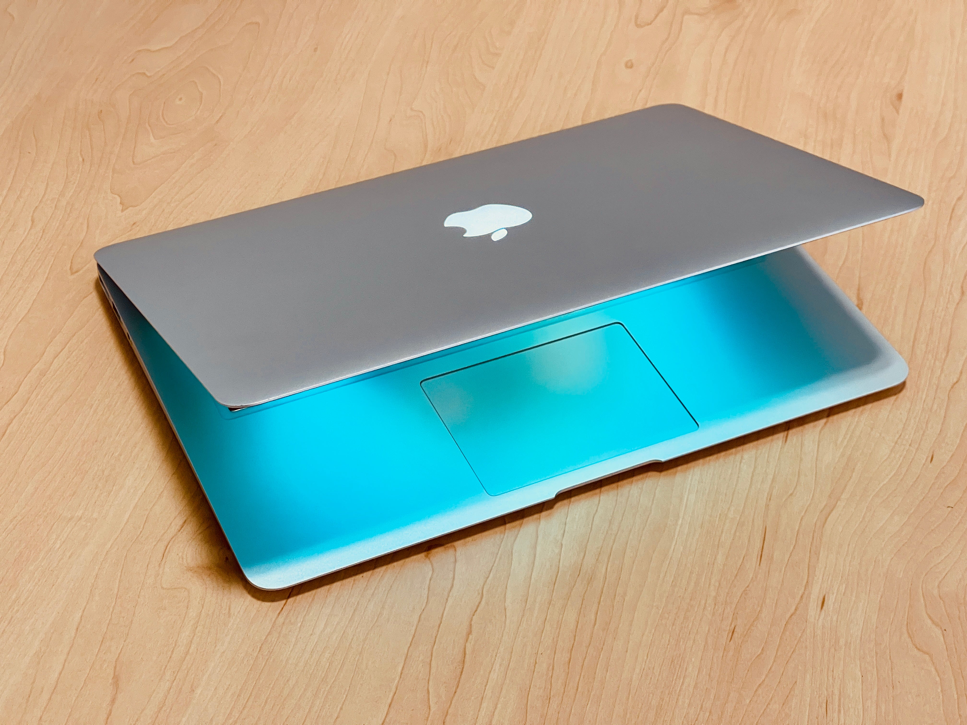 Apple MacBook Air 13-inch 1.3GHz Dual-Core i5 (4GB RAM, 128GB SSD, Silver) - Pre Owned / 3 Month Warranty - Mac Shack