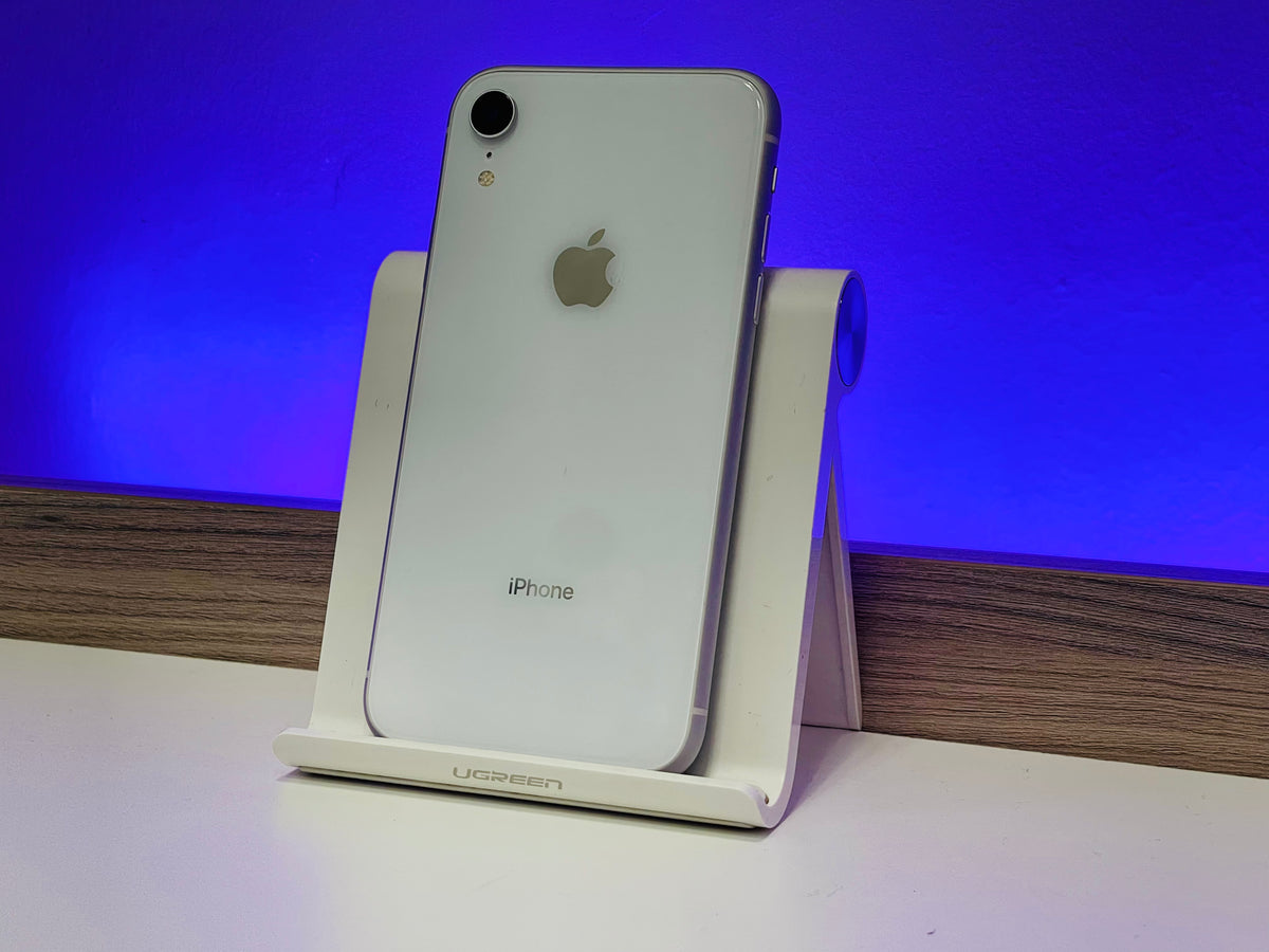 Apple iPhone XR (64GB, White) - Refurbished / 3 Month Warranty