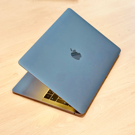 2019 Apple MacBook Air 13-inch 1.6GHz Dual-Core i5 (True Tone, 8GB RAM, 128GB, Space Gray) - Pre Owned  / 3 Month Warranty - Mac Shack