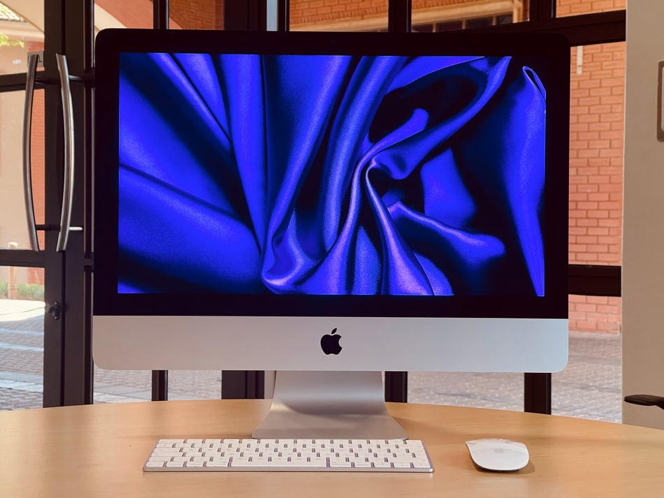 Apple iMac 21-inch 3.4GHz Quad-Core i5 (4K Retina, 16GB RAM, 1TB SSD, Silver) - Pre Owned  / 3 Month Warranty