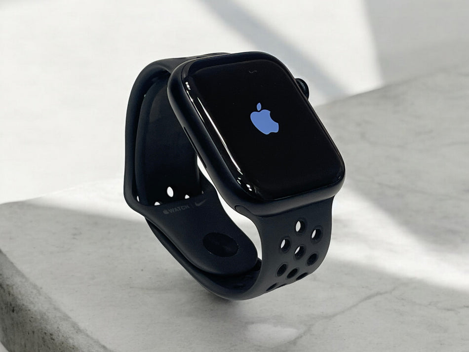 Apple Watch Series 8 (45mm, Midnight Aluminium with Midnight Nike Sports Band, GPS & Cellular) - Pre Owned / 3 Month Warranty