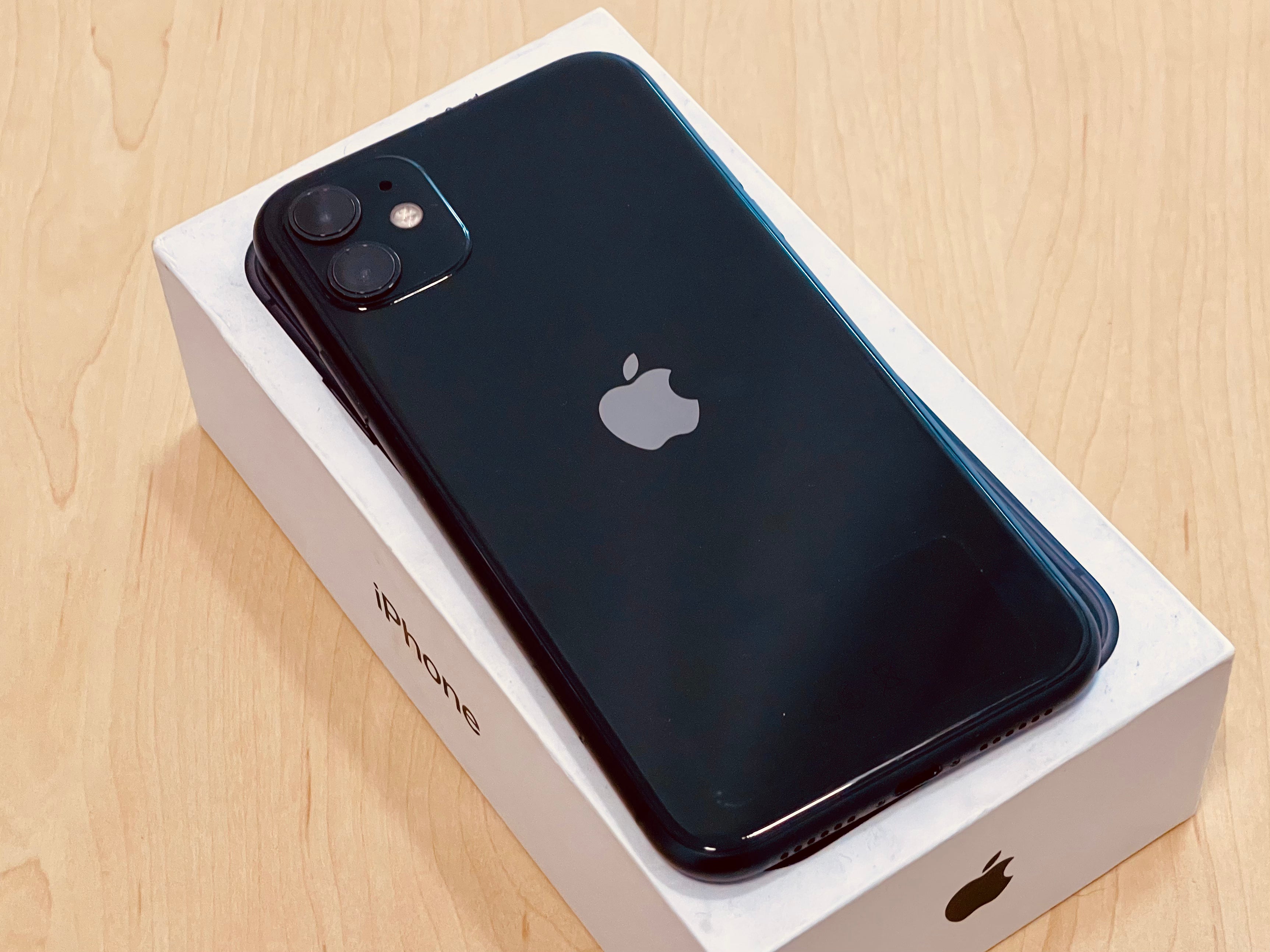 Apple iPhone 11 (64GB, Black) - Refurbished / 3 Month Warranty - Mac Shack