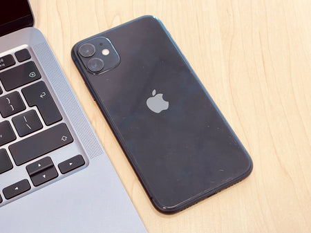 Apple iPhone 11 Warranty Shack Month Mac / 3 – Pre Owned Black) (64GB, 