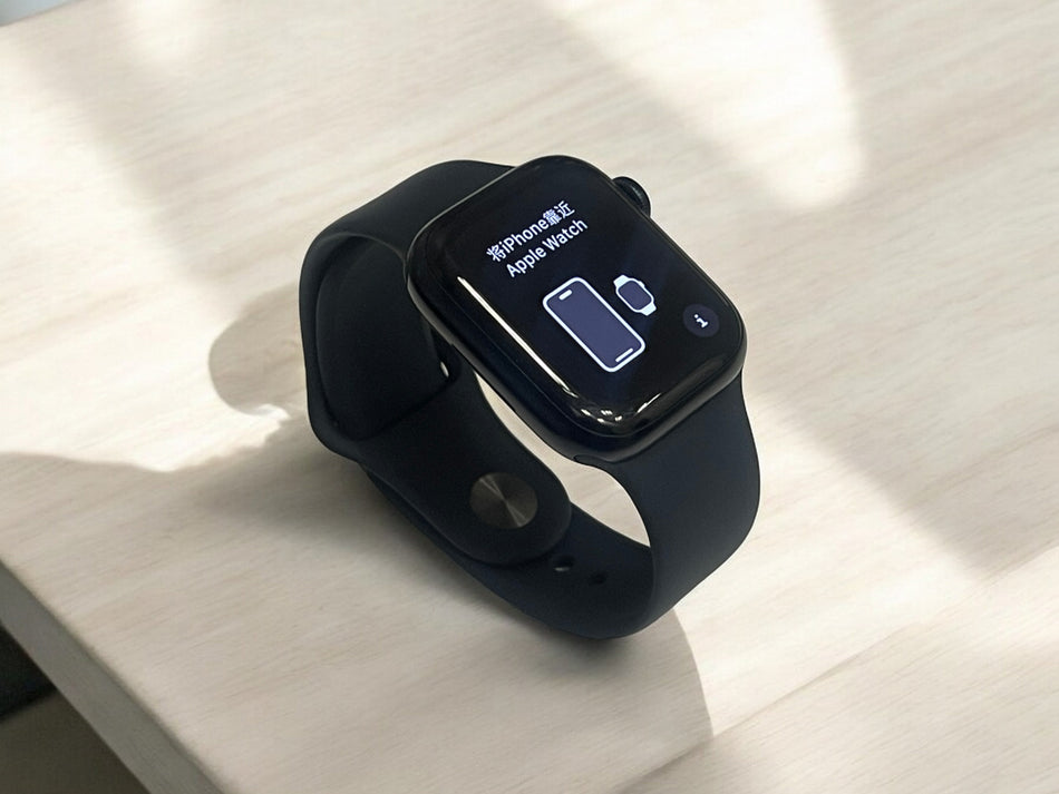 Apple Watch Series 8 (41mm, Midnight Aluminium with Midnight Sports Band, GPS) - Pre Owned / 3 Month Warranty