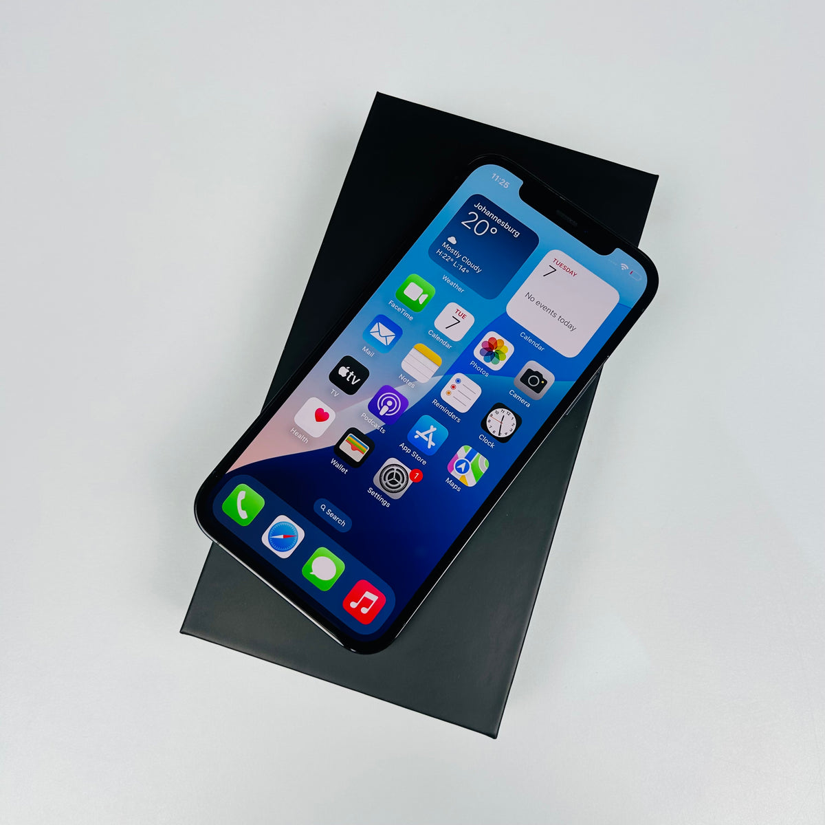 iPhone 12 Pro 128GB Pacific Blue (2020) - Pre-Owned