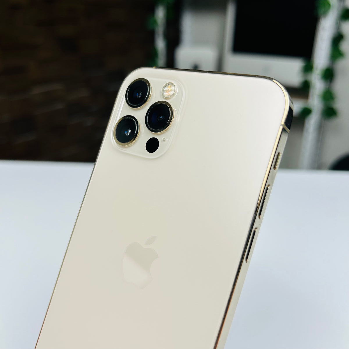 iPhone 12 Pro 128GB Gold (2020) - Pre-Owned - Mac Shack