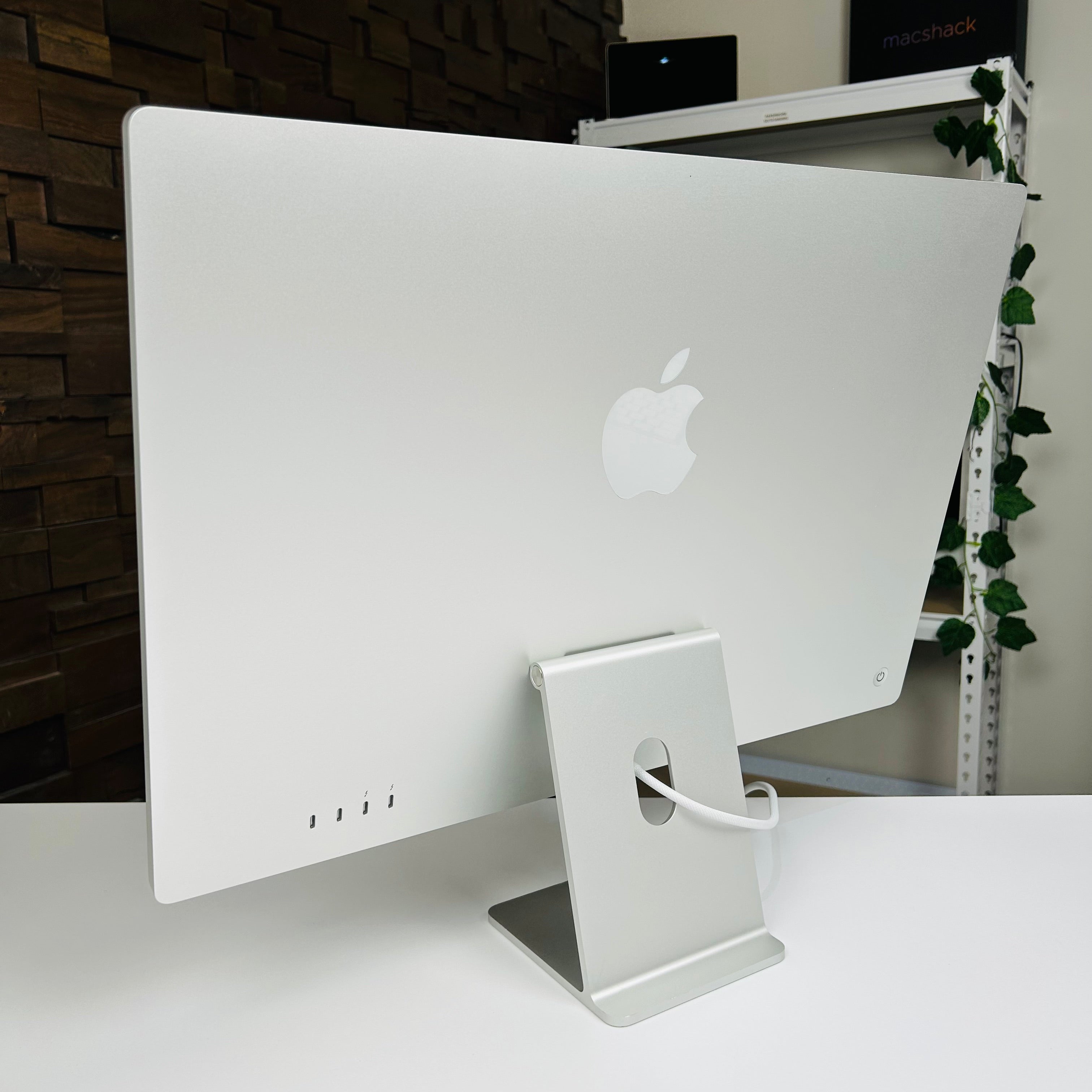 Order iMac 24