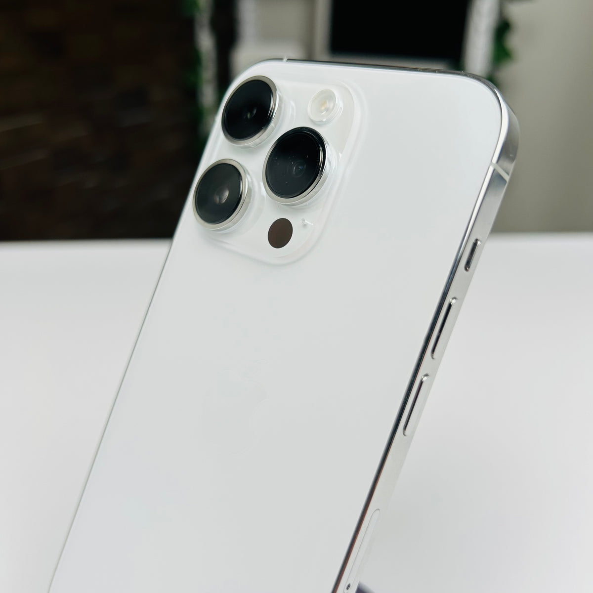 iPhone 14 Pro 256GB Silver (2022) - Pre-Owned - Mac Shack