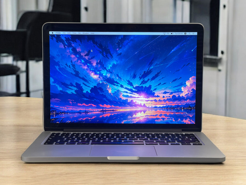 Custom Build Apple MacBook Pro 13-Inch 3.1GHz Dual-Core i7 (Retina, 16GB RAM, 512GB SSD, Silver) - Pre Owned / 3 Month Warranty