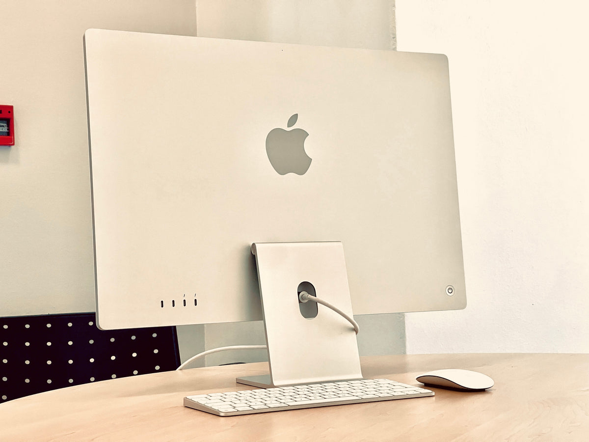 2021 Apple iMac 24-inch M1 8-Core CPU, 7-Core GPU (4.5K Retina, 8GB Unified RAM, 256GB, Silver) - Pre Owned / 3 Month Warranty - Mac Shack