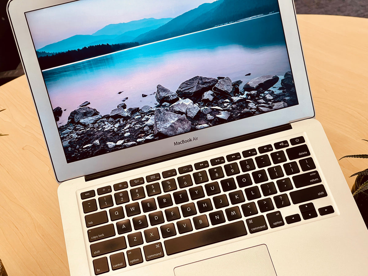 Apple MacBook Air 13-inch 1.6GHz Dual-Core i5 (4GB RAM, 128GB, Silver) – Mac  Shack