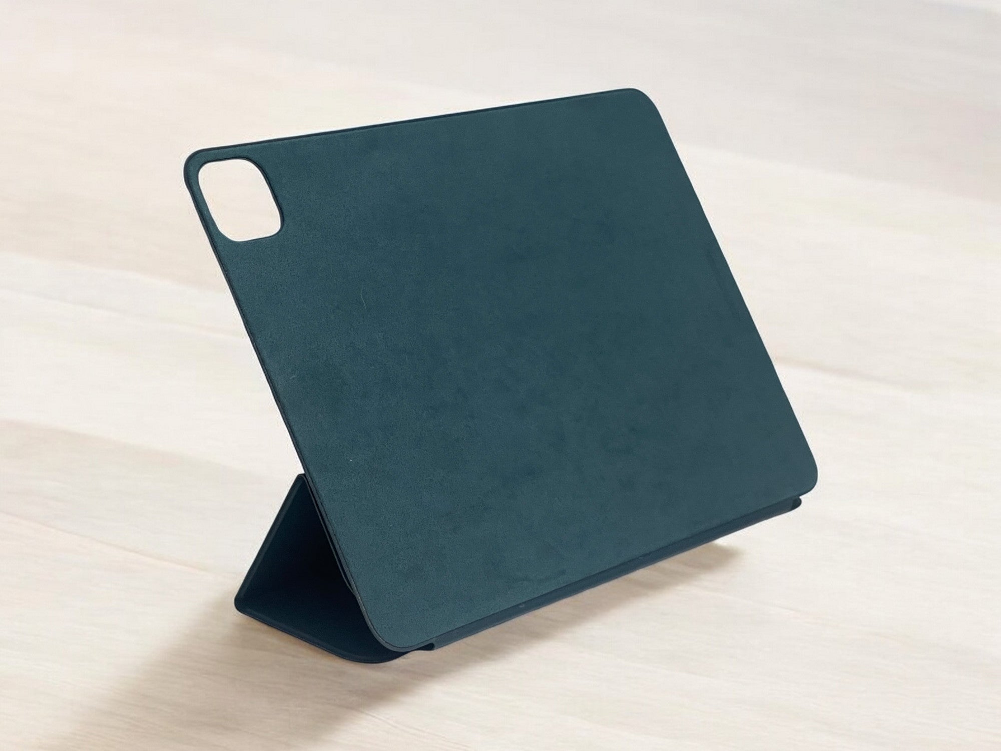 Apple Smart Keyboard Folio for iPad Pro 11-Inch 1st, 2nd, 3rd Generation (Mallard Green) - Pre Owned / 3 Months Warranty - Mac Shack