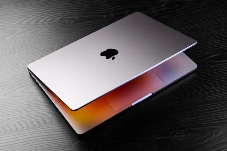MacBook-Pro-14- MacBook-Pro-14-